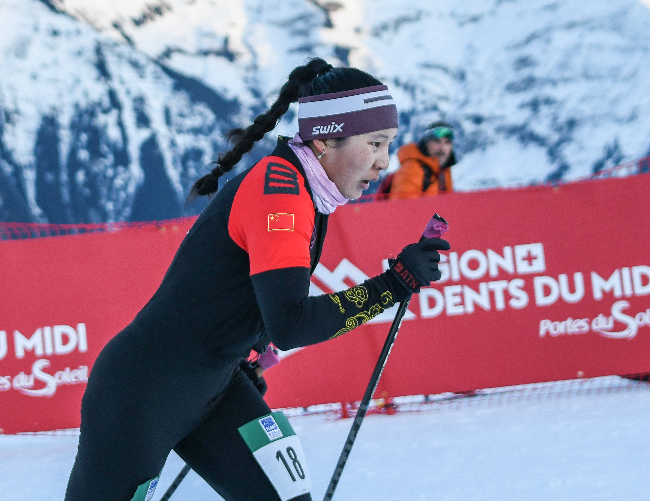 关于挪威女子滑雪选手摘金创纪录，稳步上升的信息