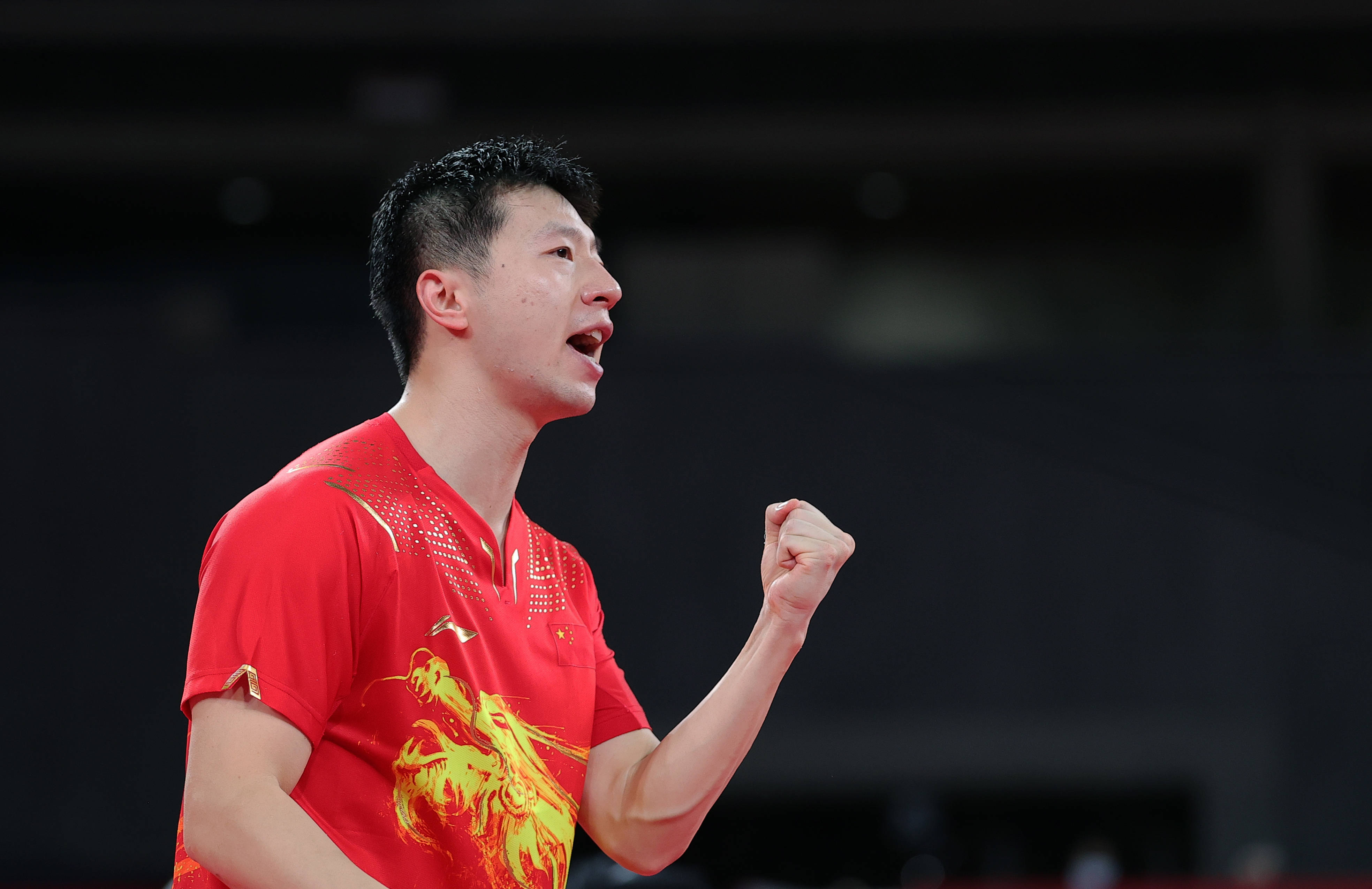 瑞典乒乓球队完胜奥地利乒乓球队，马龙高光表现