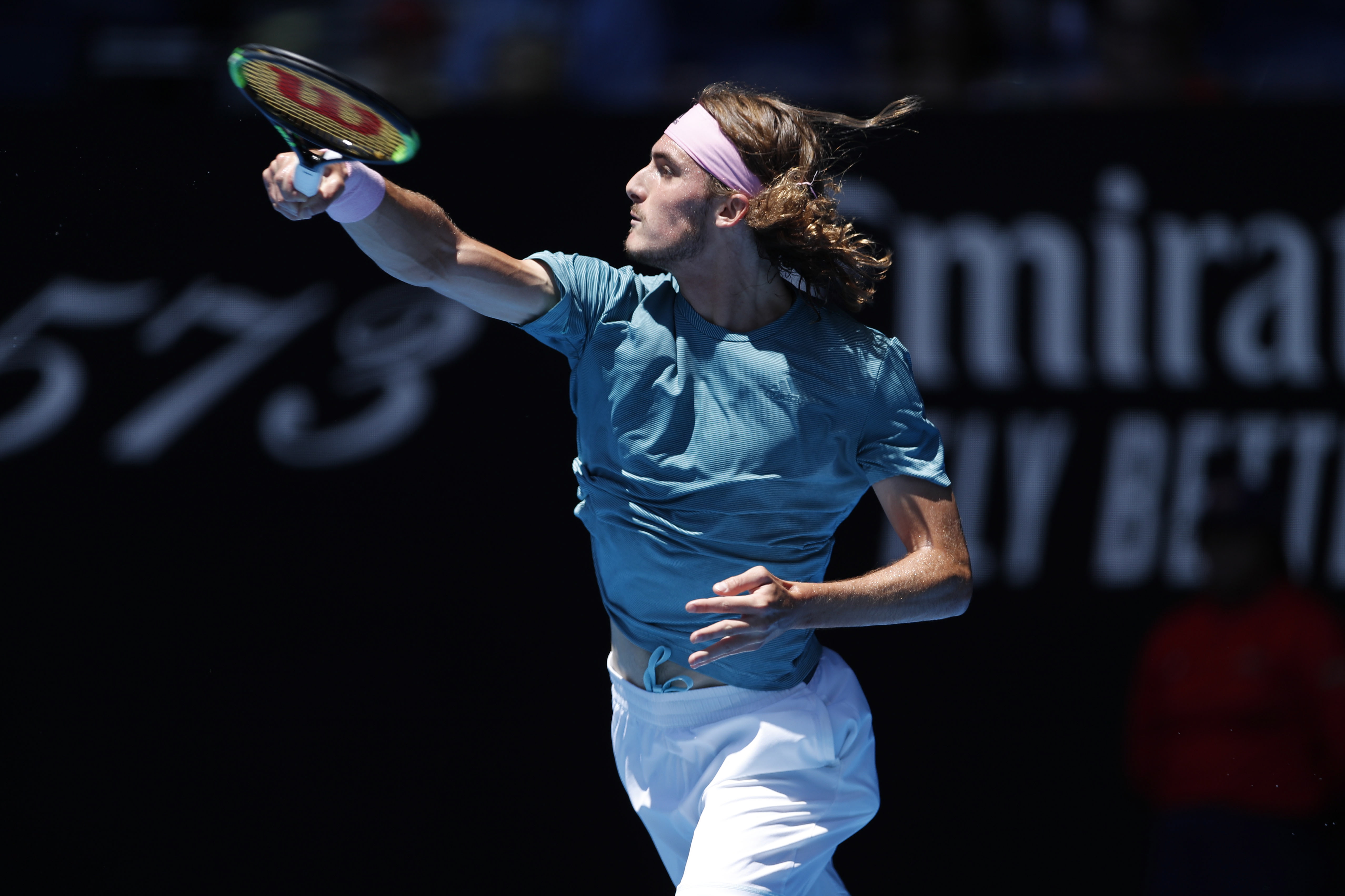 欧洲网球队绝杀美国网球队，西西帕斯惊艳世界