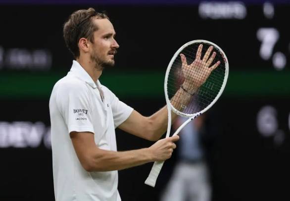 美网力克温网，梅德韦杰夫关键制胜的简单介绍