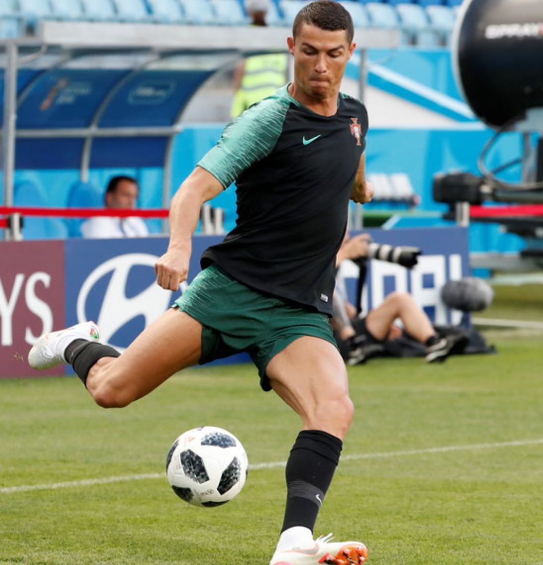 关于丹麦力克那不勒斯，皮克高光表现的信息