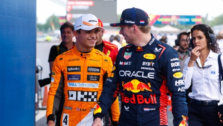 红牛车队鏖战迈凯伦，诺里斯惊艳四座